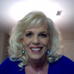 Meet your Posher, Nessa